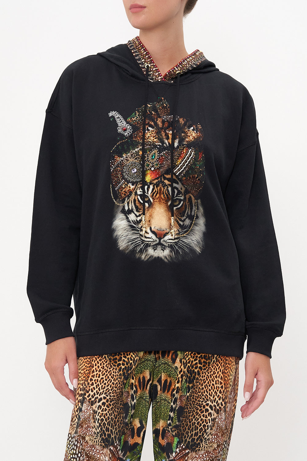 HOODY WITH POCKETS SURREALIST XANADU