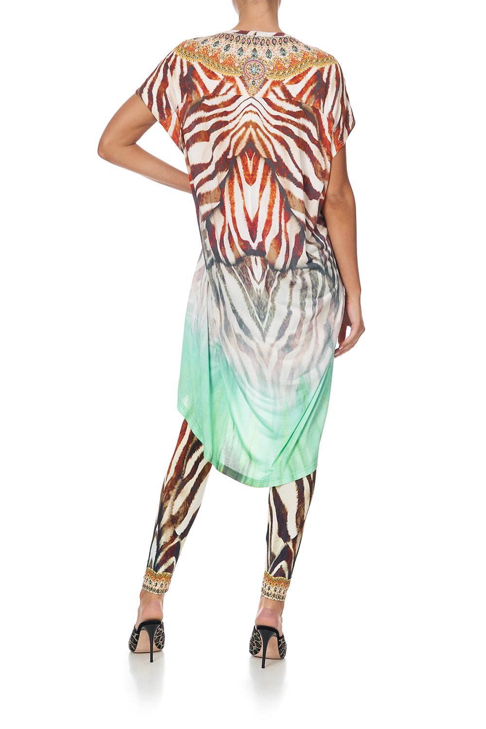 LONG SCOOP BACK HEM T-SHIRT SAVANNAH