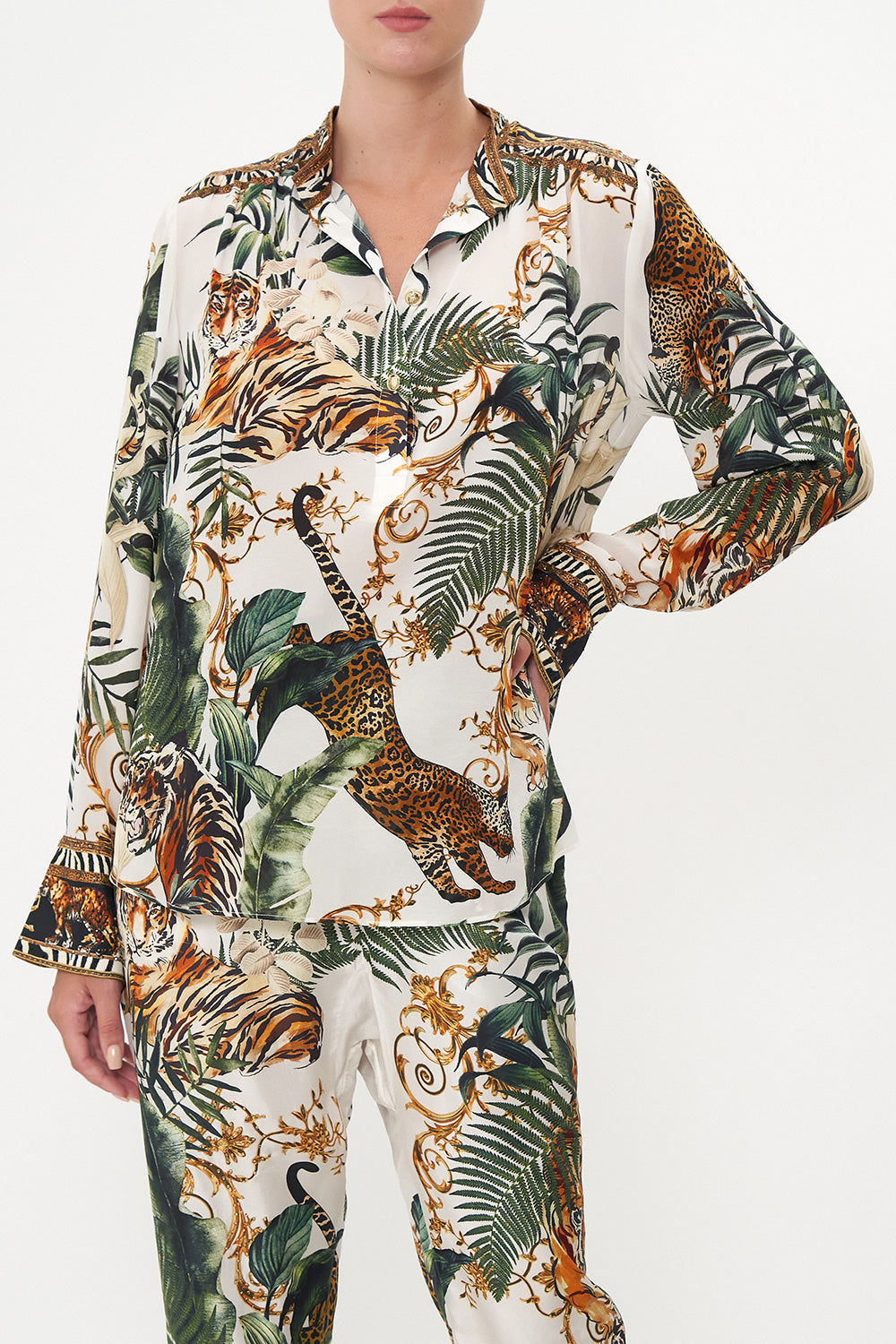 PLACKET BLOUSE TIGER TRAP