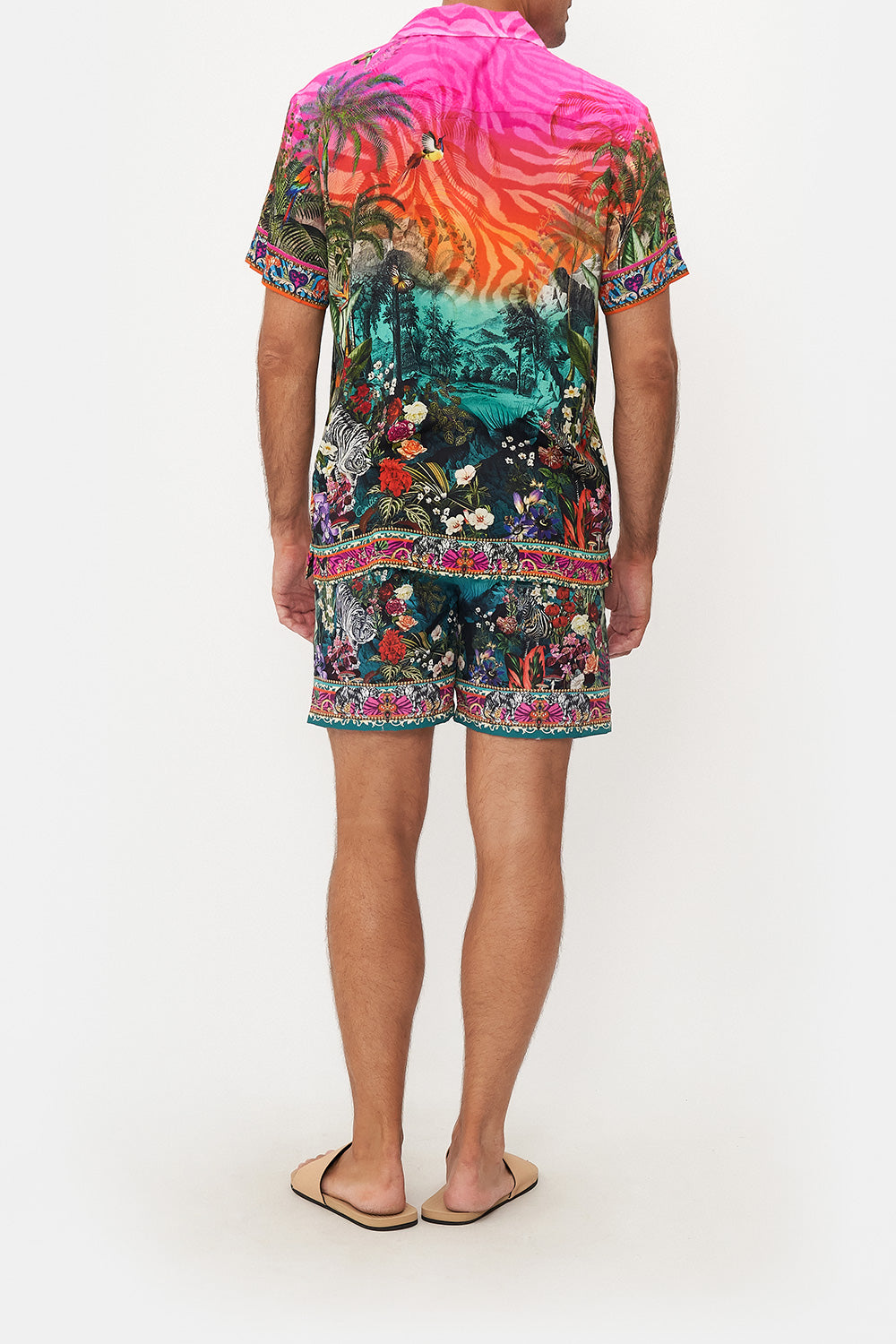 SHORT SLEEVE CAMP COLLARED SHIRT UNTAMED RUNAWAY