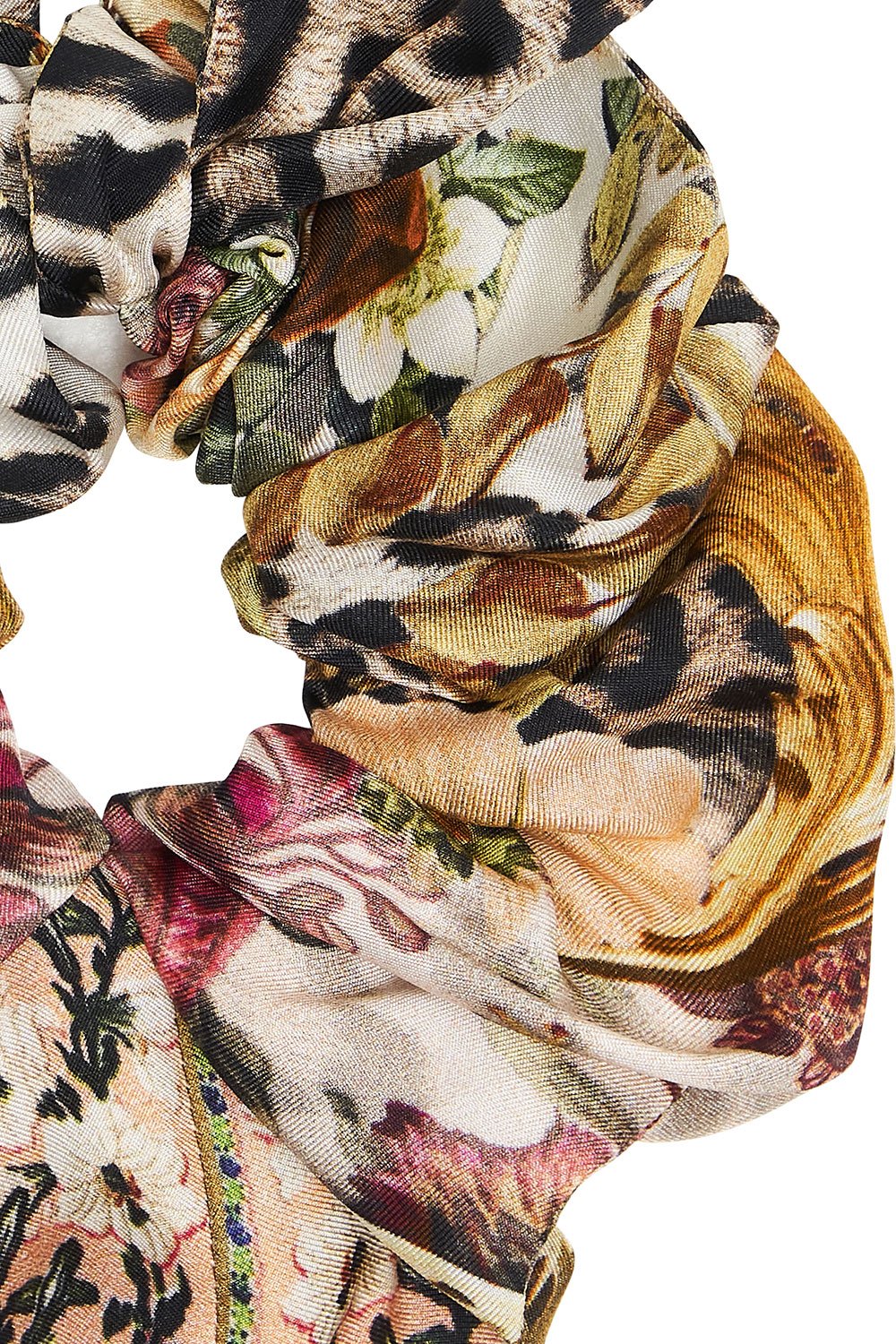 SCRUNCHIE ANARCHY AT ANNABELS