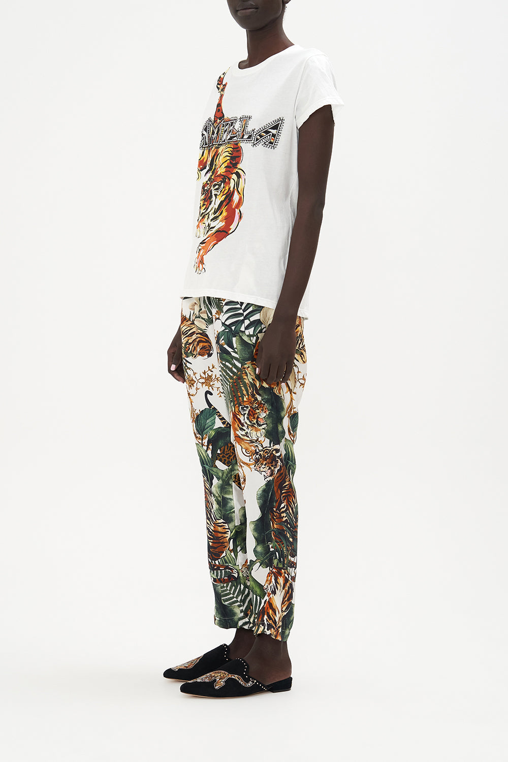 SLIM FIT ROUND NECK T-SHIRT TIGER TALK