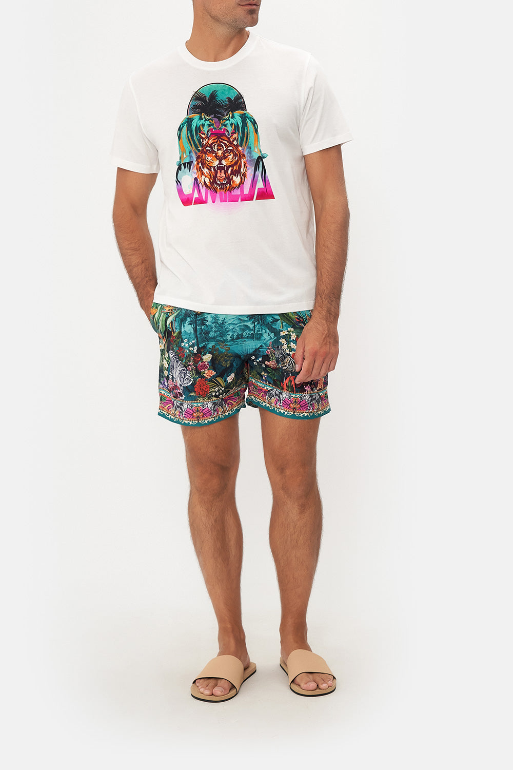 RELAXED FIT TEE UNTAMED RUNAWAY