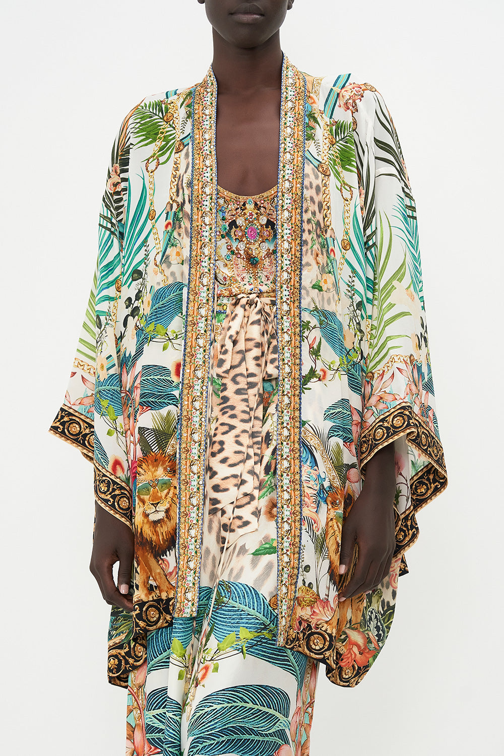 SHORT LAYER WITH NECKBAND ROYALTY LOYALTY