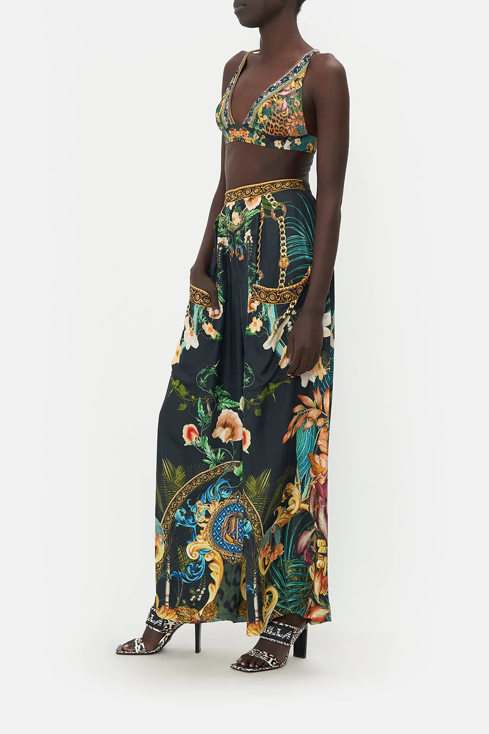 WIDE LEG TROUSER WITH FRONT POCKETS FEARLESS FELIS