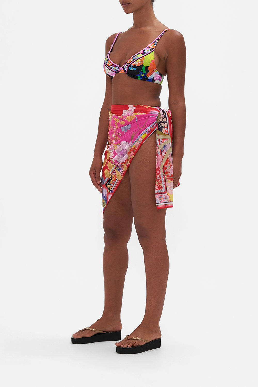 LONG SARONG THE BEETLES