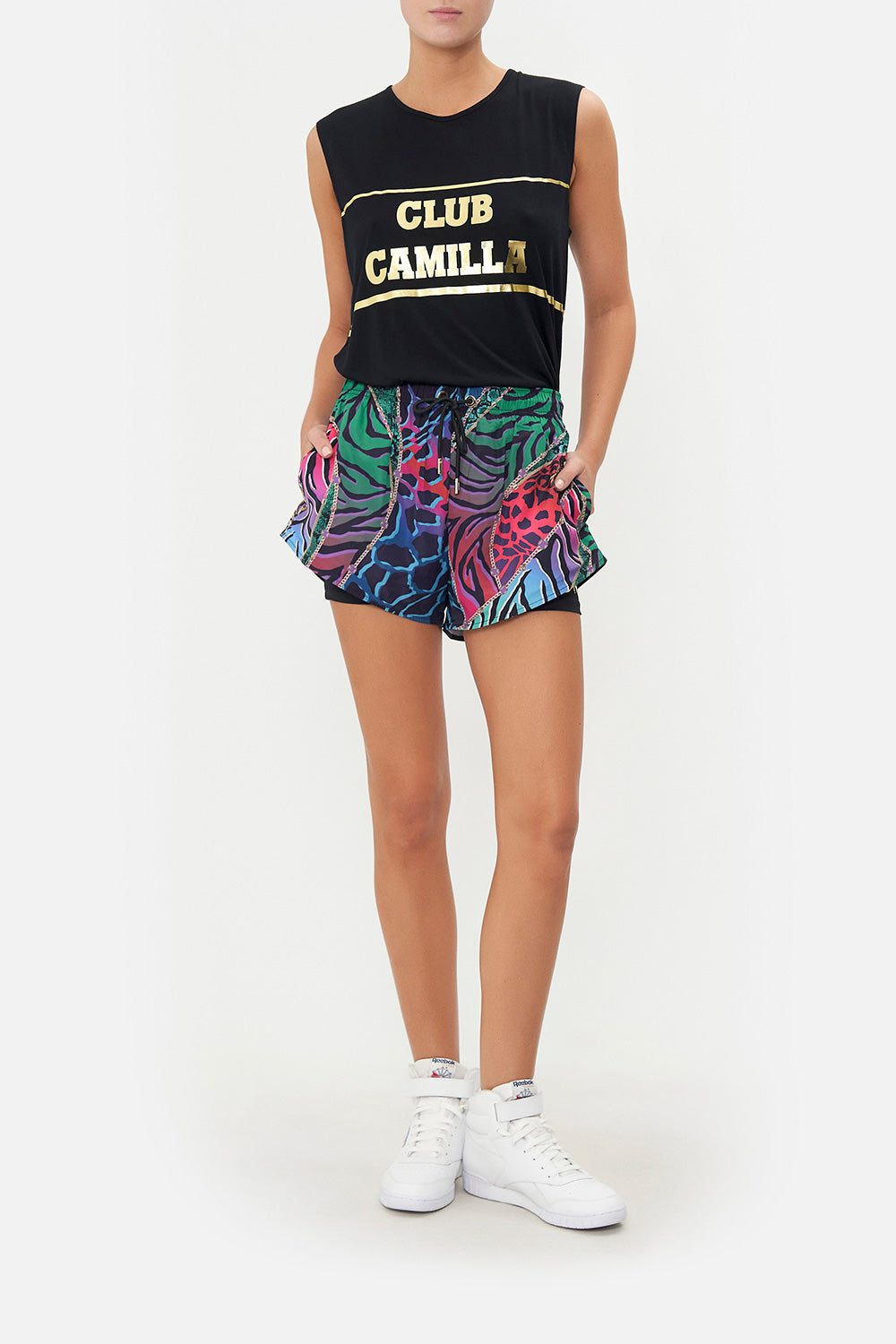 RUNNING SHORT WITH BIKE PANT UNDER THE NEON SUN