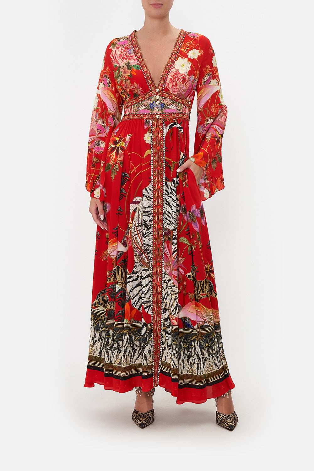 KIMONO SLEEVE DRESS WITH SHIRRING DETAIL THE LEGEND OF ZIBA