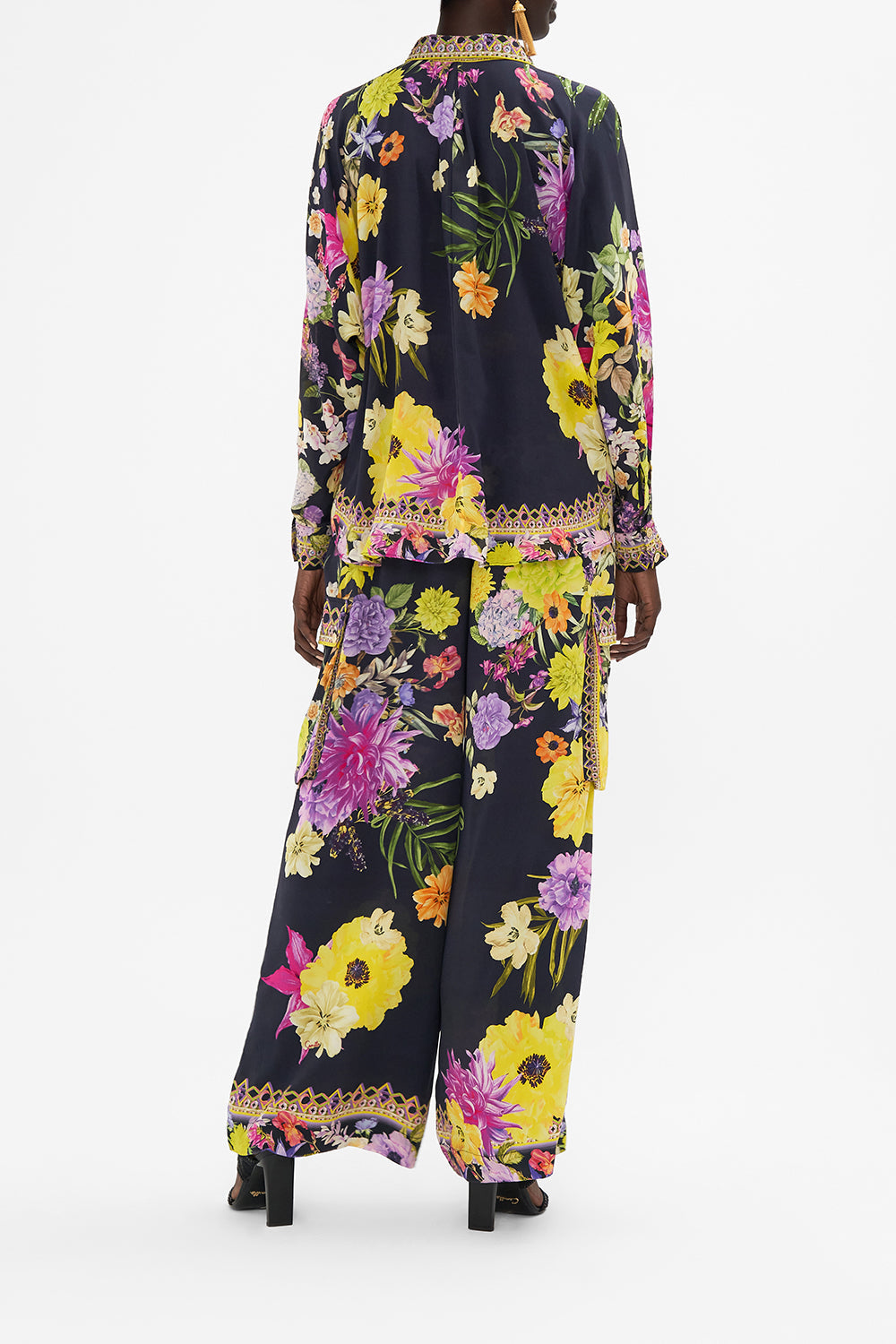 CURVED HEM SHIRT PEACE BE WITH YOU