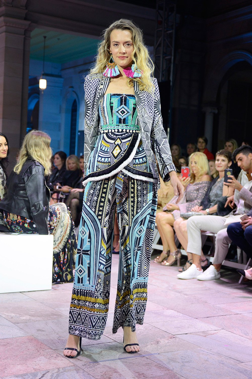 RUNAWAY READY CROSS OVER PEPLUM TOP