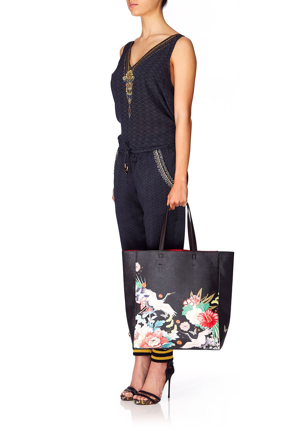 CAMILLA QUEEN OF KINGS TOTE