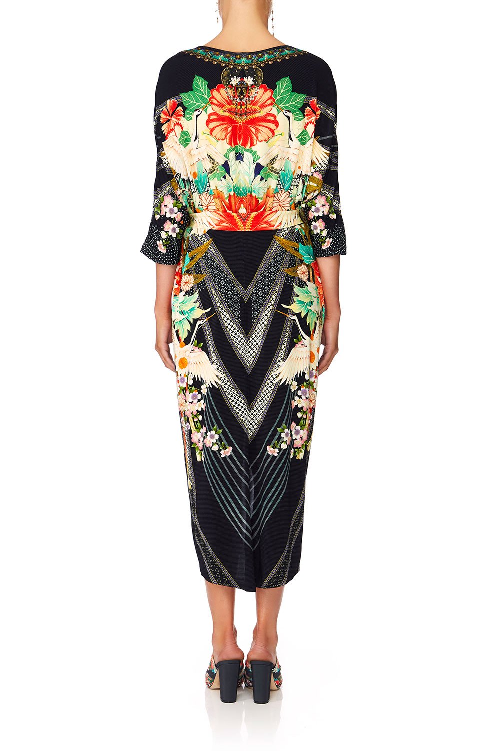 CAMILLA QUEEN OF KINGS ITS ALL ABOUT V DRESS