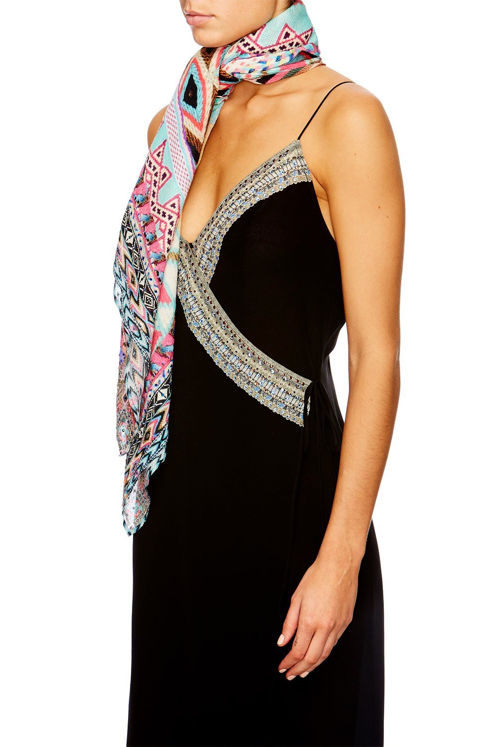 MOCHILLA CHILLER LARGE SQUARE SCARF