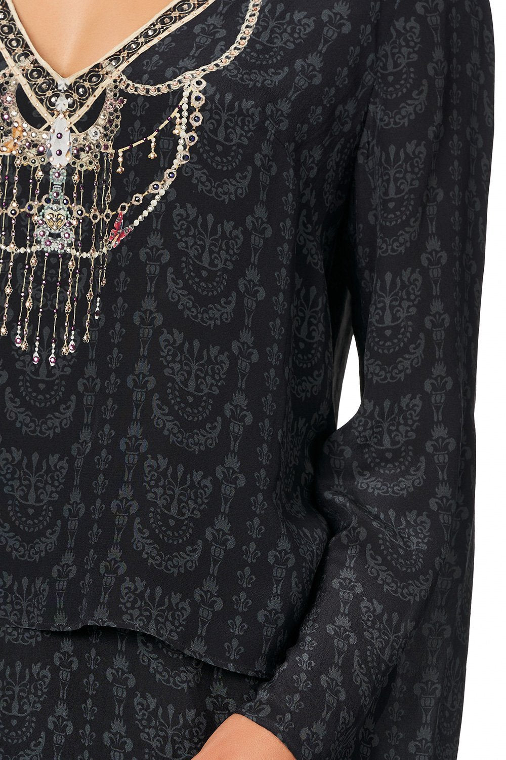 CAMILLA BLOUSE WITH SIDE SPLIT UNDERLAY PROVINCIAL PETAL