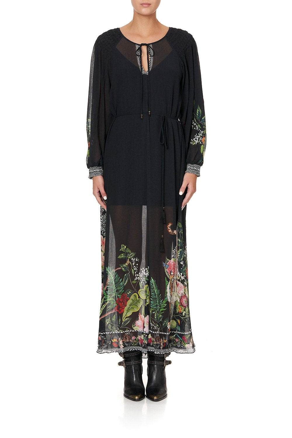 DRESS WITH SMOCKED SLEEVE RAISED WITH WOLVES