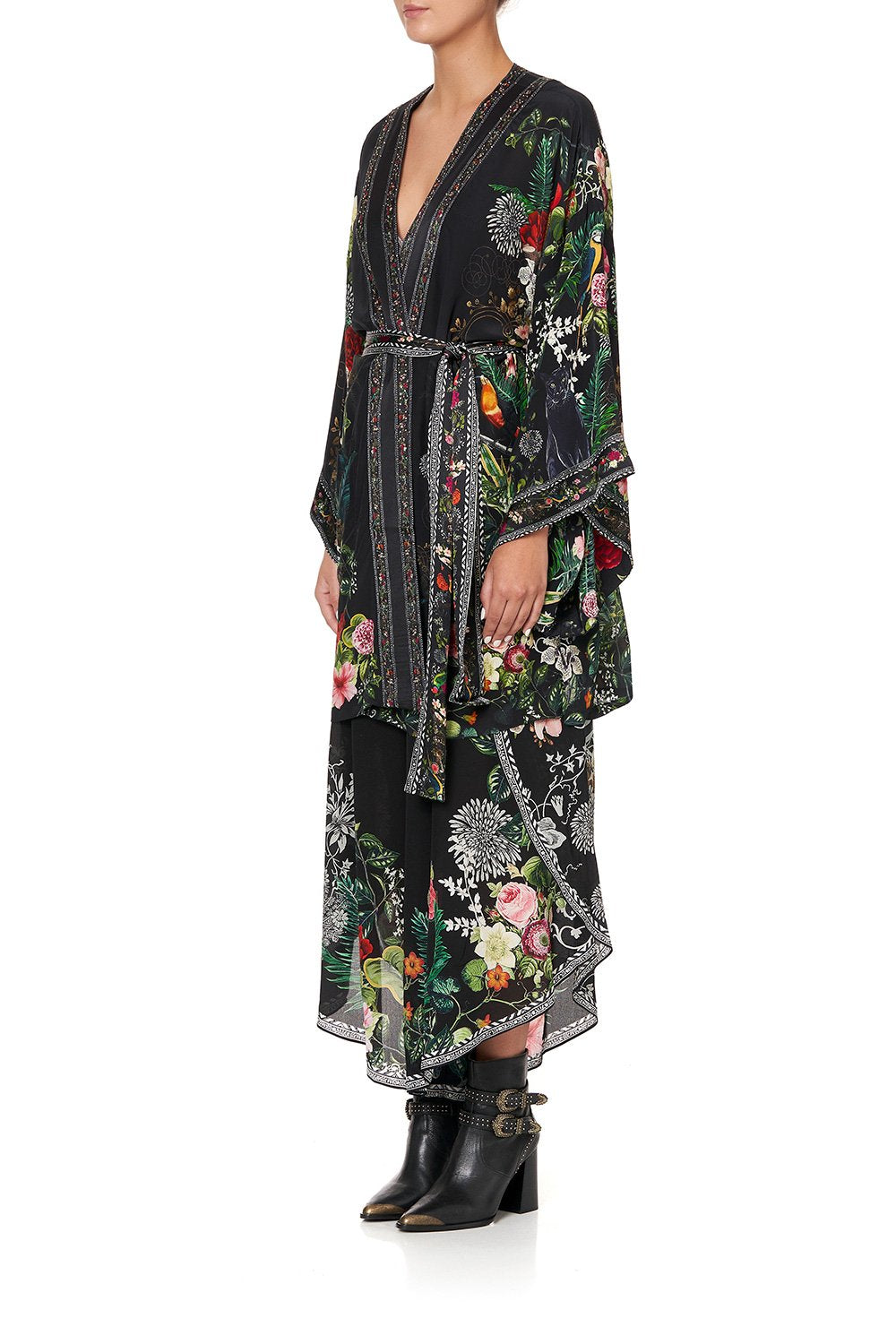 KIMONO WITH TIE BELT RAISED WITH WOLVES