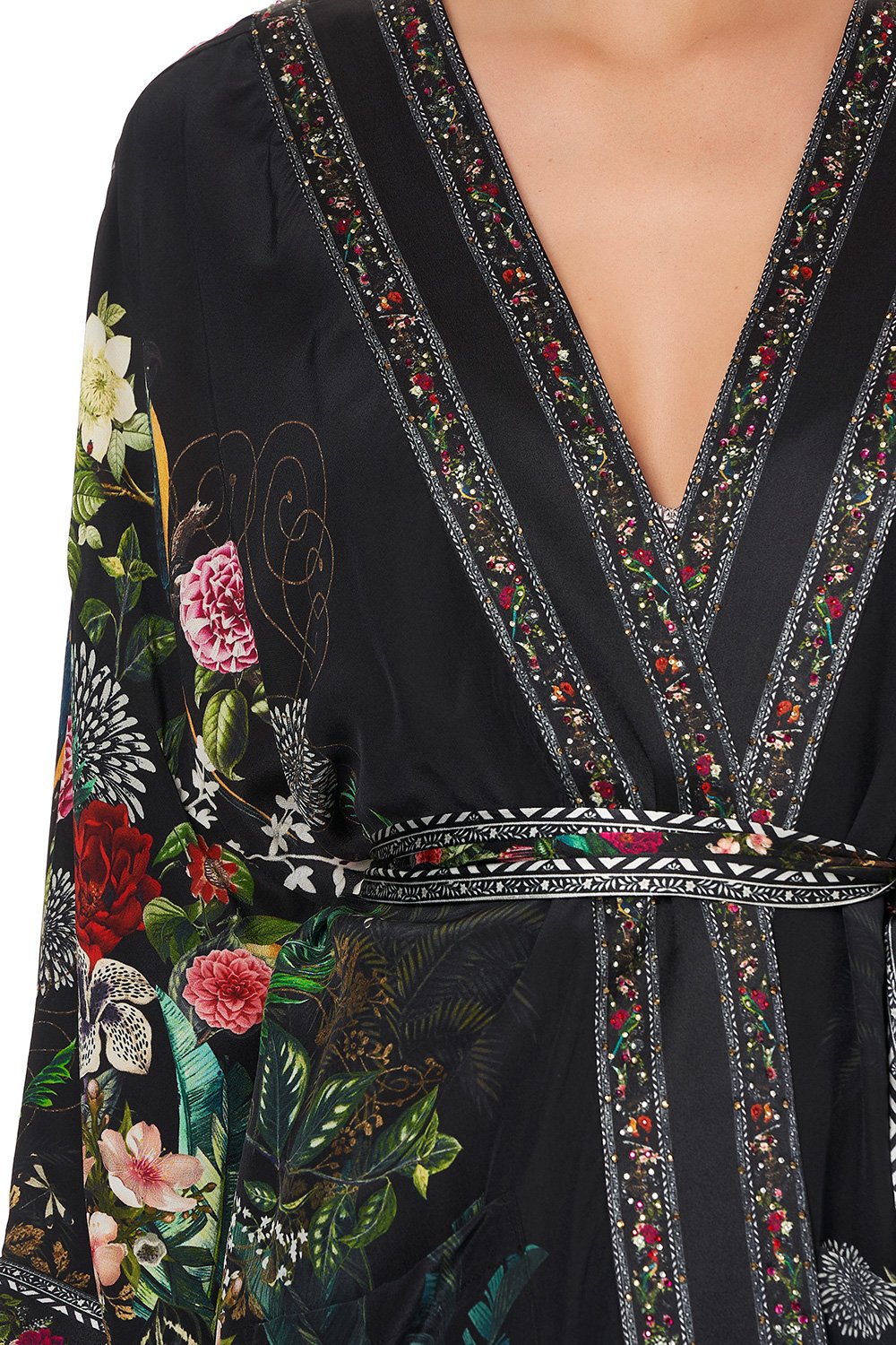 KIMONO WITH TIE BELT RAISED WITH WOLVES