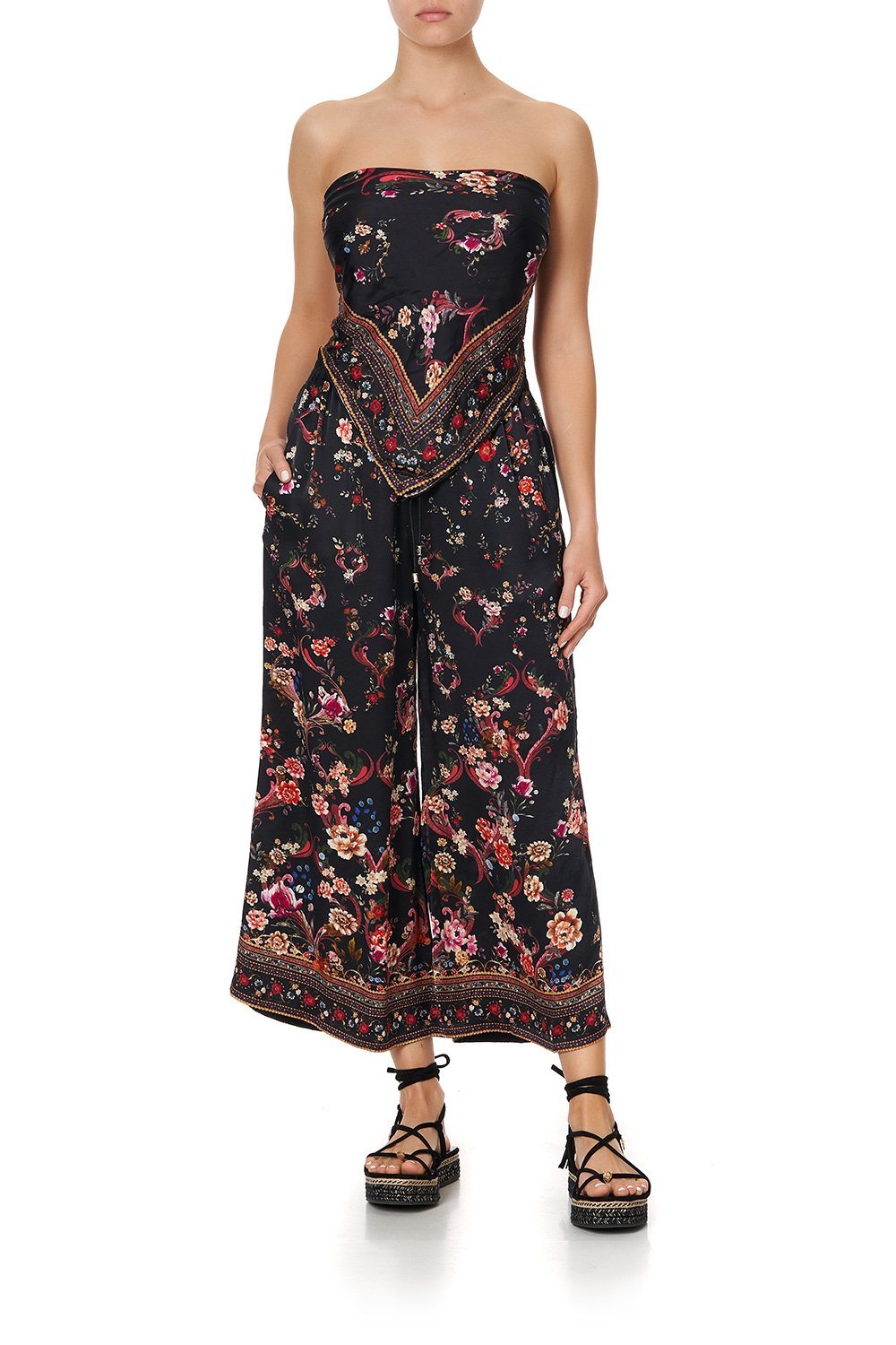 LARGE SQUARE SCARF A GIRL LIKE YOU