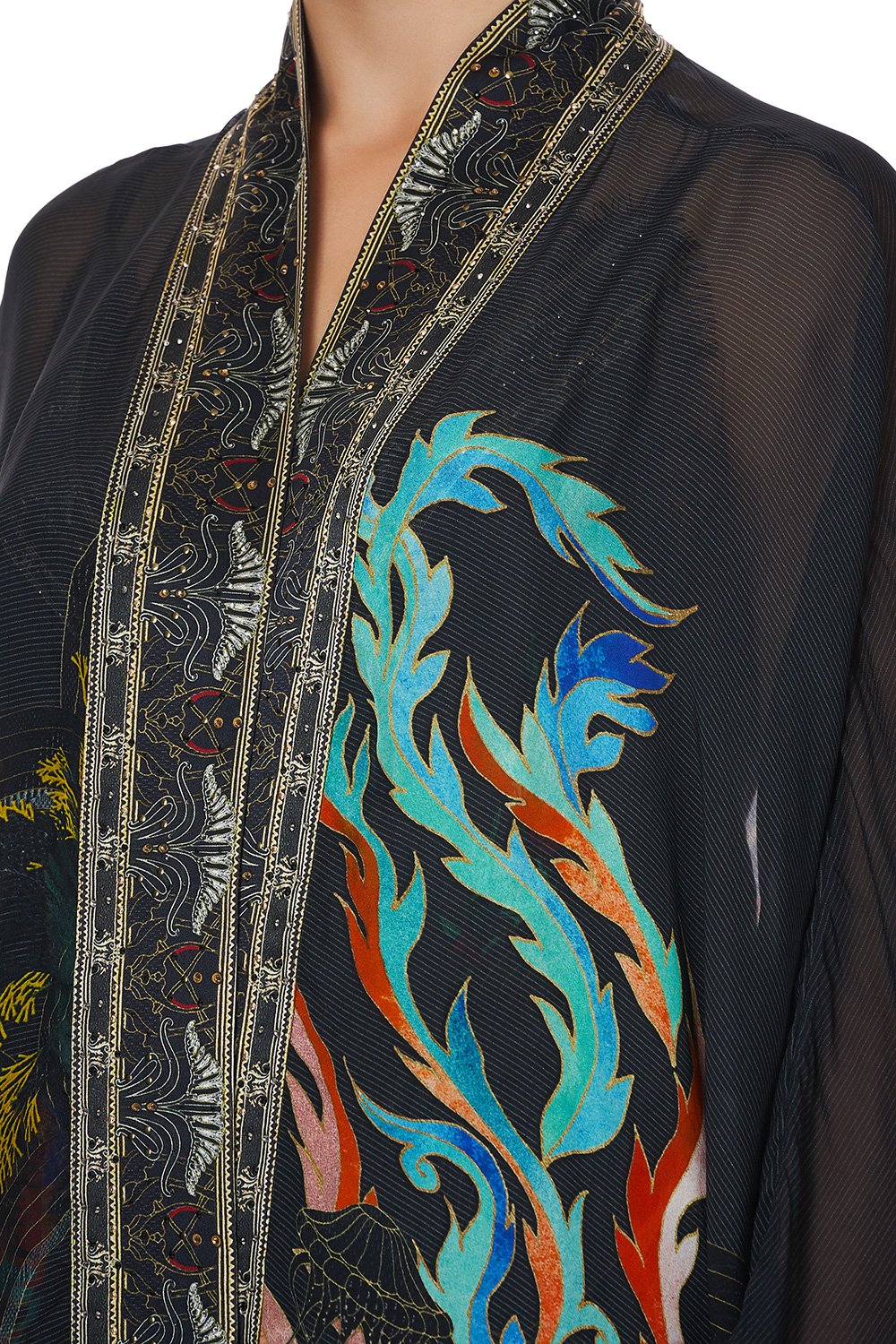 LAYER WITH KIMONO COLLAR WISE WINGS