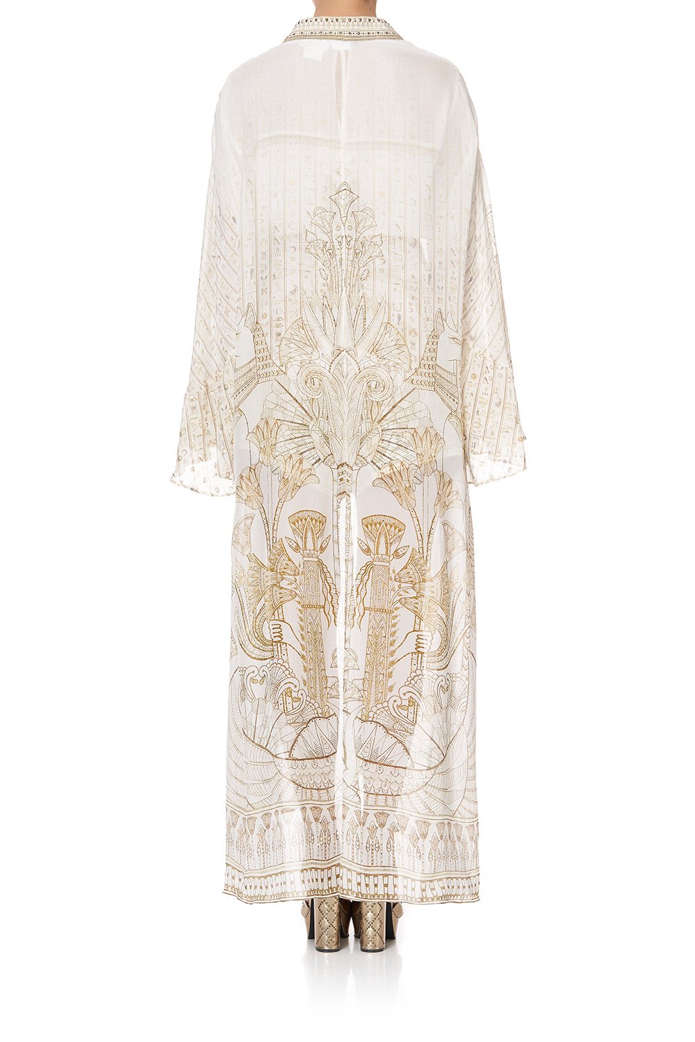 LAYERING ROBE WITH CONTRAST SLEEVE THE QUEENS CHAMBER