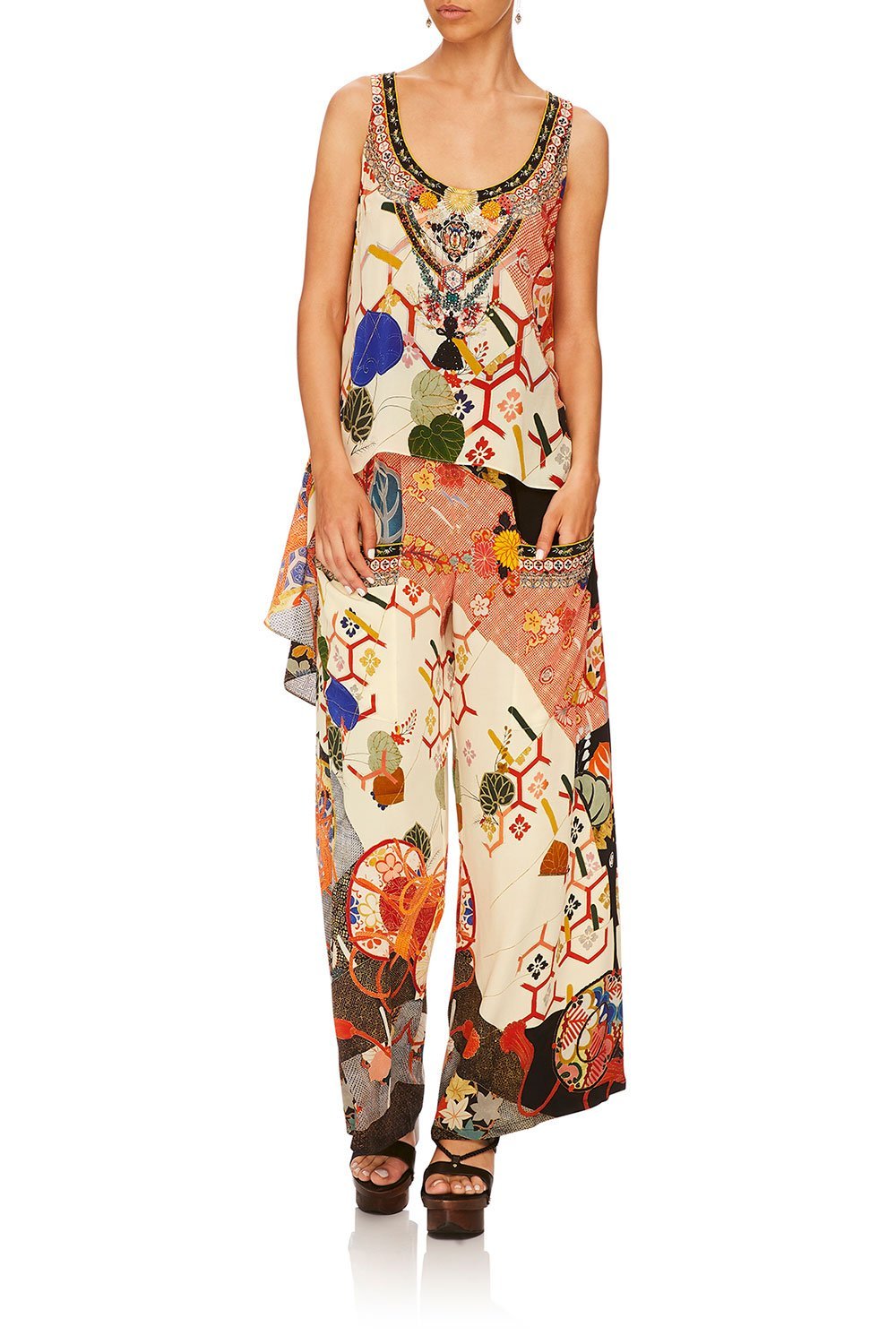 CAMILLA KISSING THE SUN LONG BACK SCOOP NECK TOP