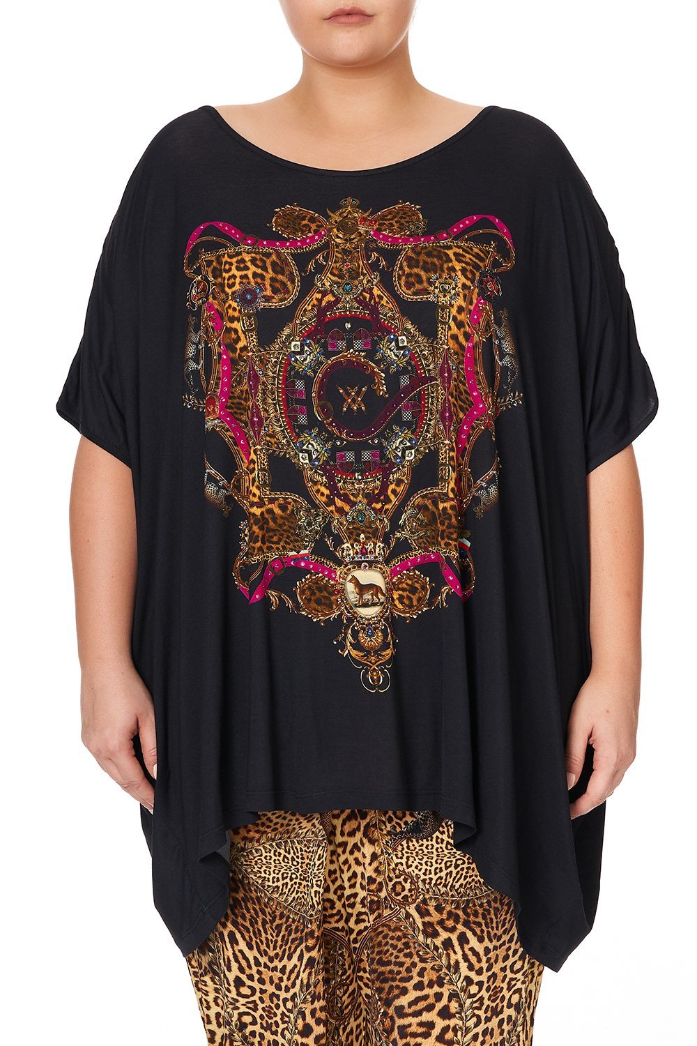 LOOSE FIT ROUND NECK TEE DINING HALL DARLING