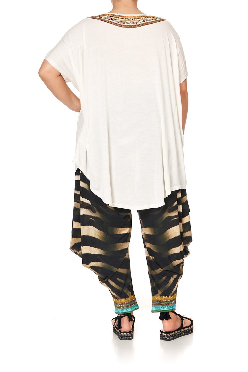 LOOSE FIT TEE BY THE MEADOW