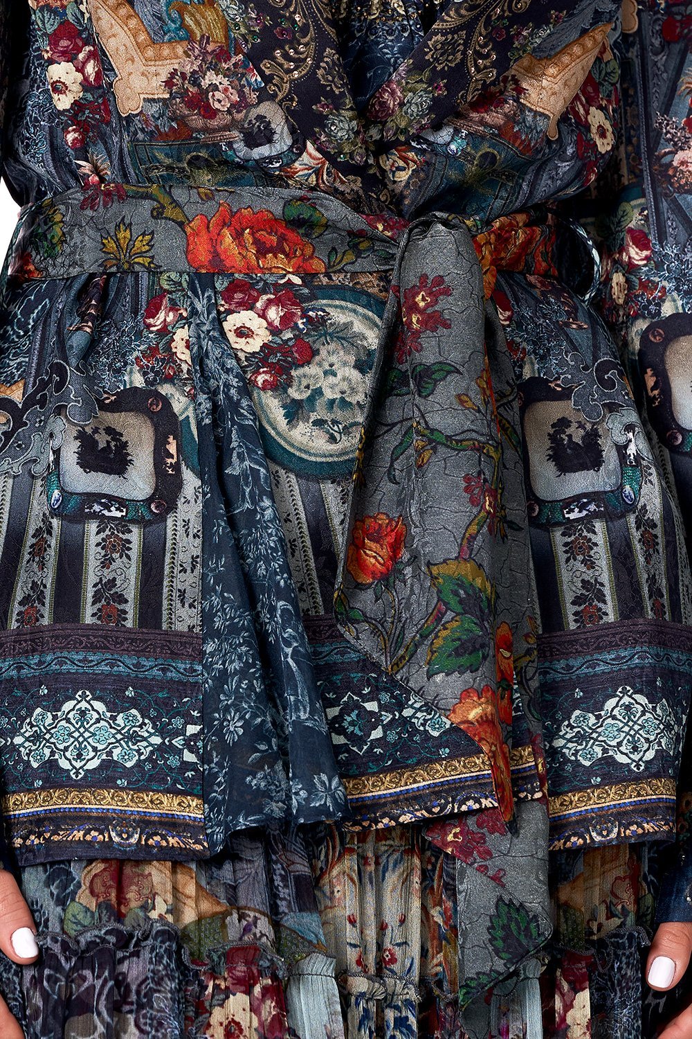 LOOSE JACKET WITH GODETS HOTEL BOHEME