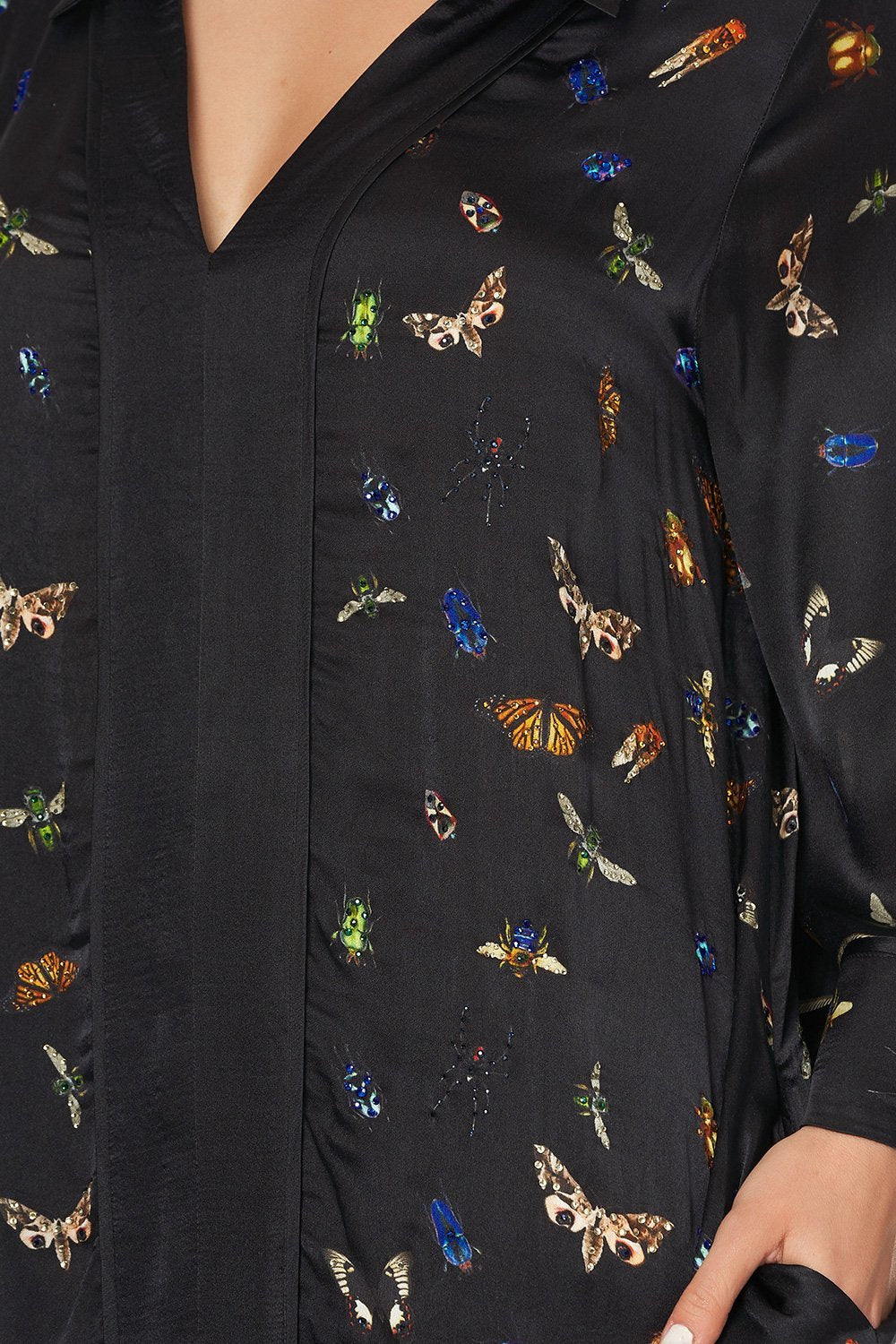 LOOSE SHIRT DRESS WITH CENTRE FRONT SPLIT LOVE BUG