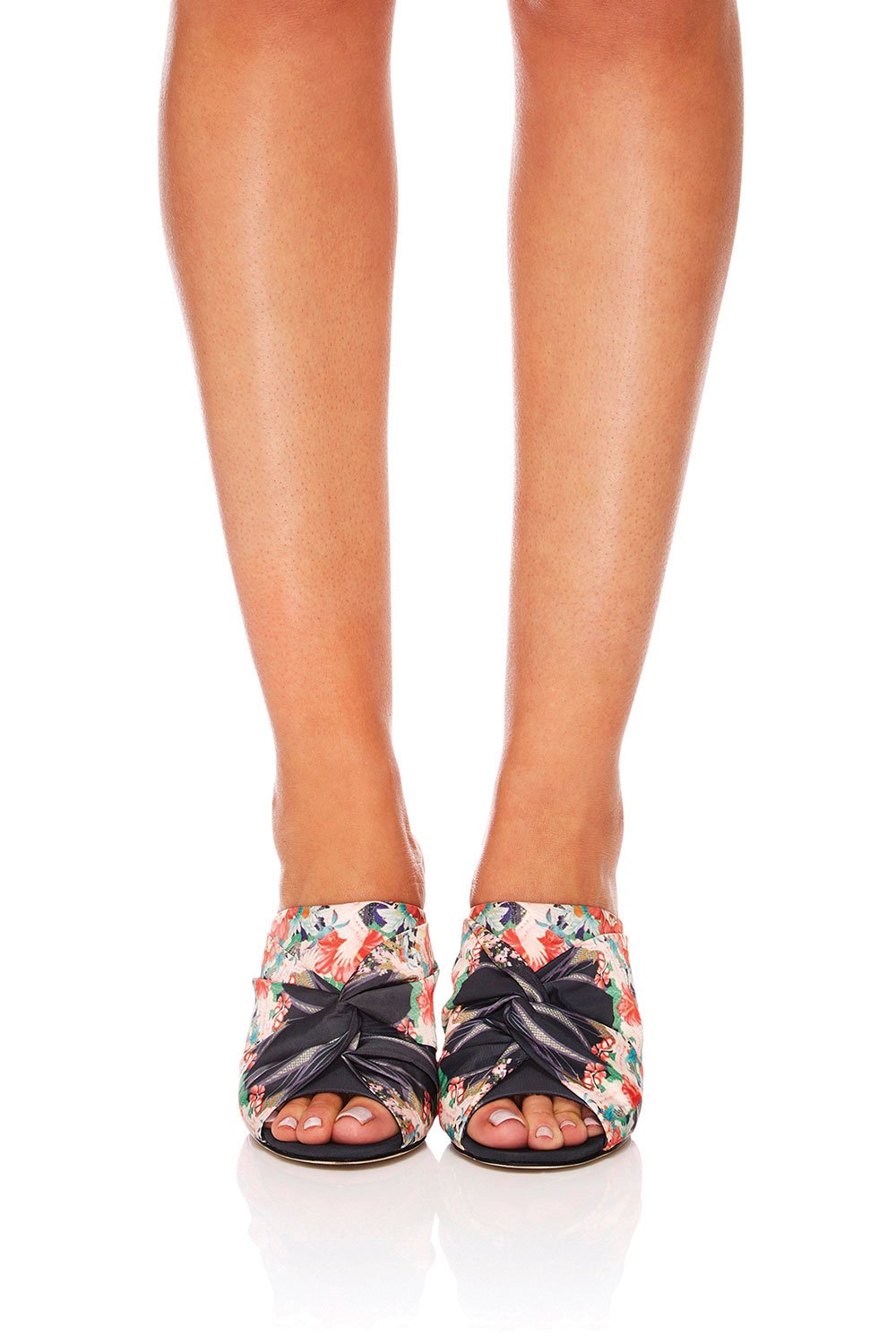 CAMILLA QUEEN OF KINGS OBI TIE HEEL