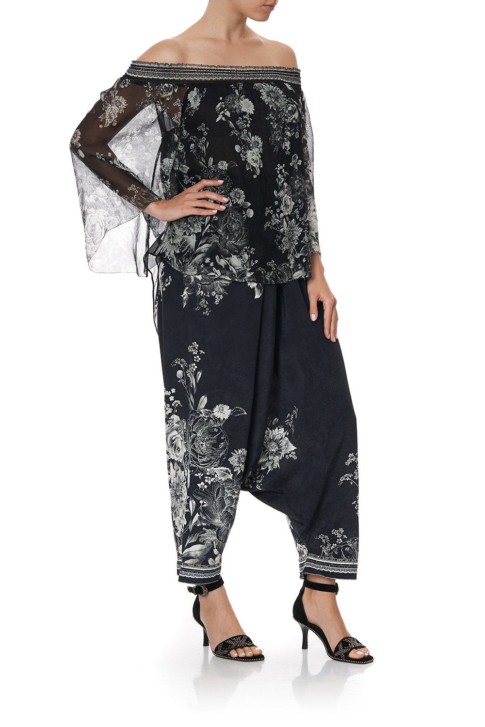 OFF SHOULDER SHIRRED BLOUSE MOONSHINE BLOOM