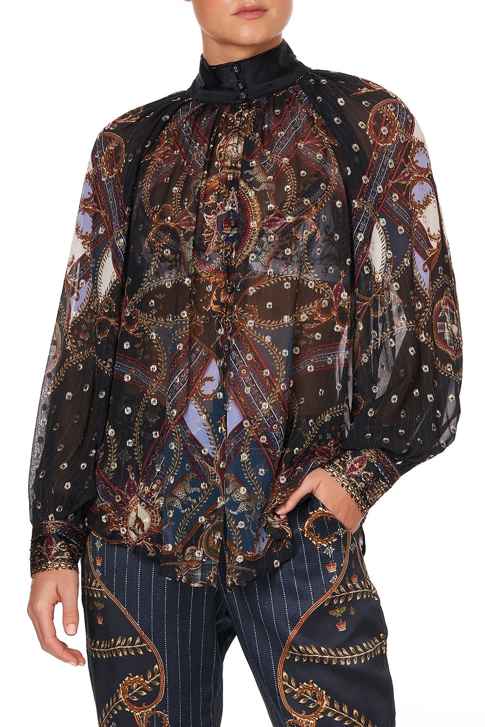 RAGLAN BUTTON UP SHIRT DINING HALL DARLING