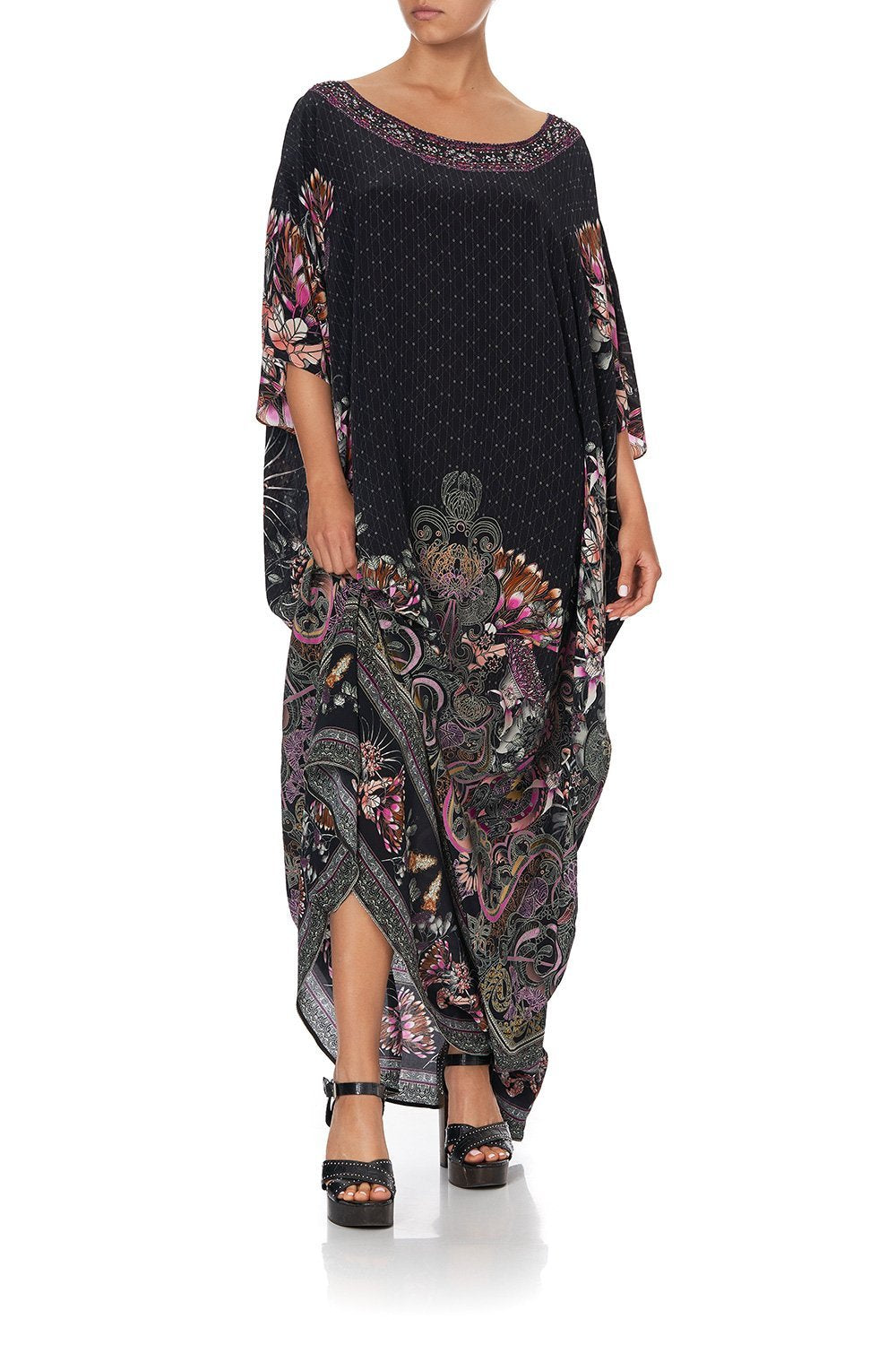 ROUND NECK KAFTAN RESTLESS NIGHTS