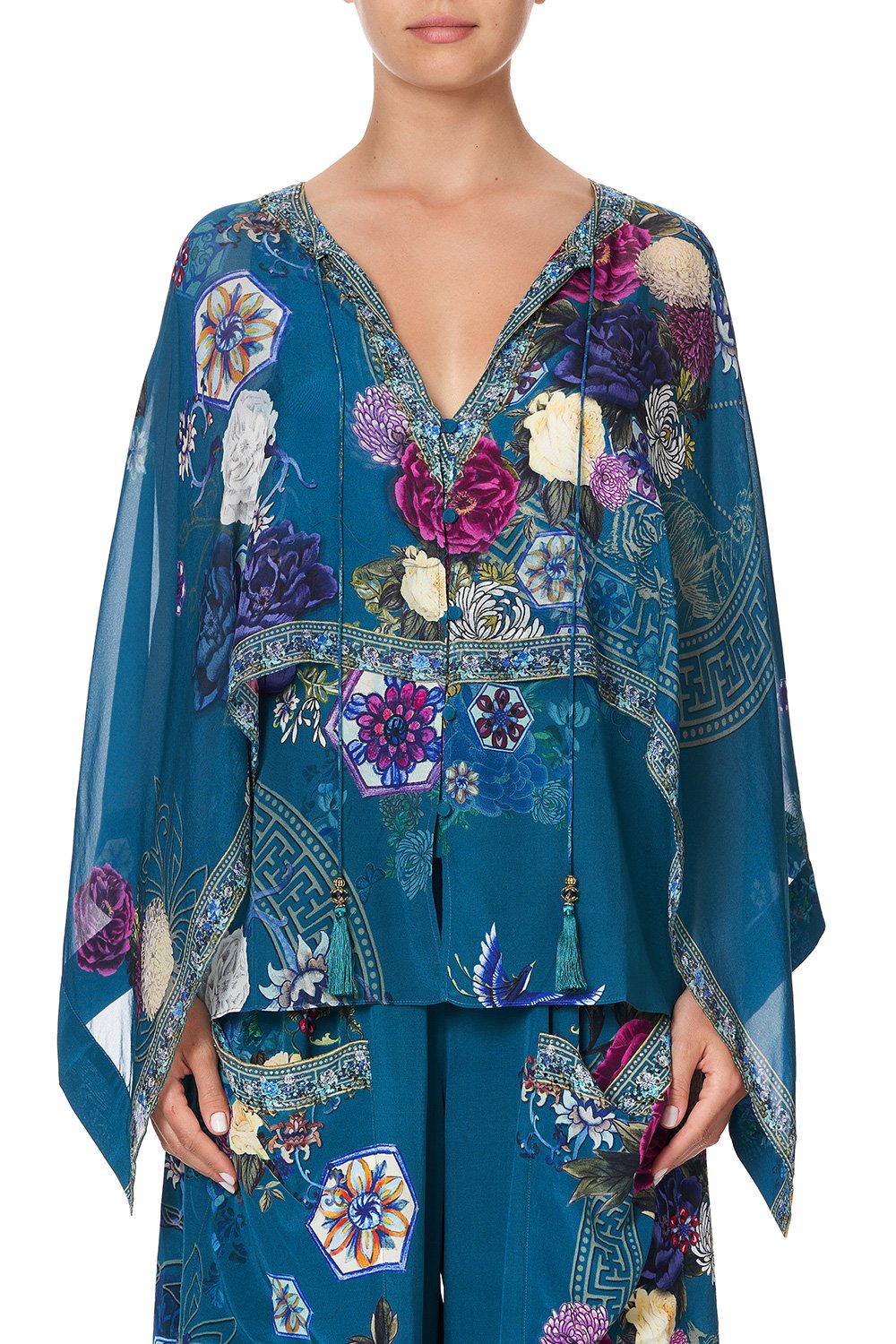 SHEER LAYERED TOP LUNAR GAZING