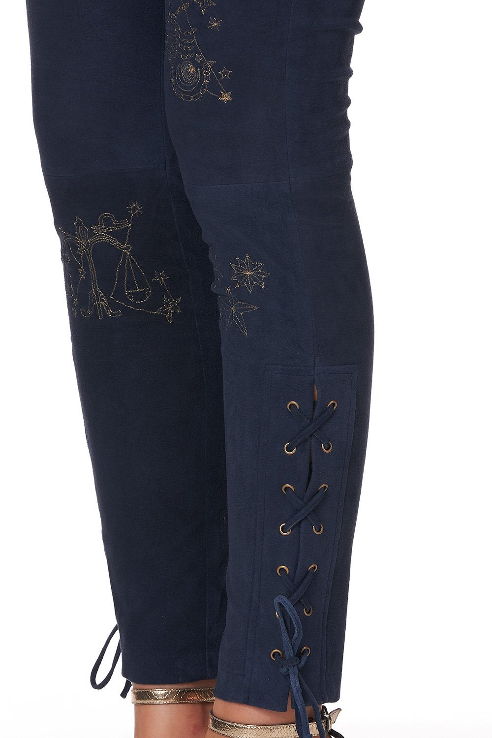 SKINNY LEG PANTS ITS A SIGN