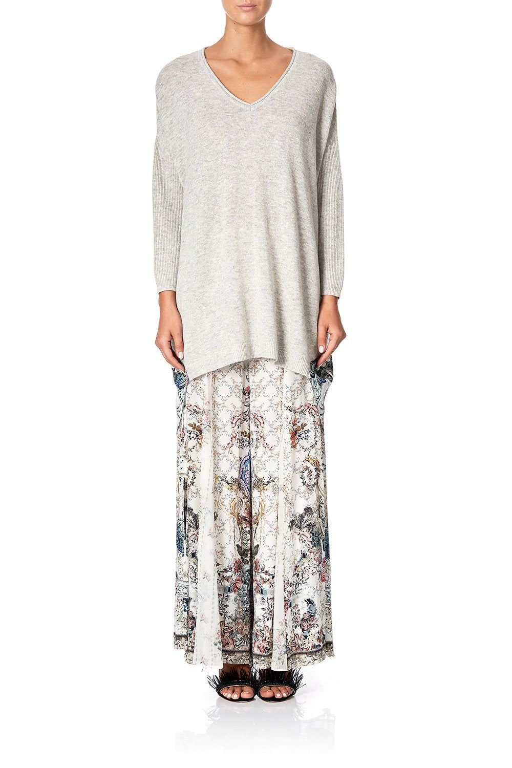 V NECK JUMPER WITH PRINT BACK SOUTHERN BELLE