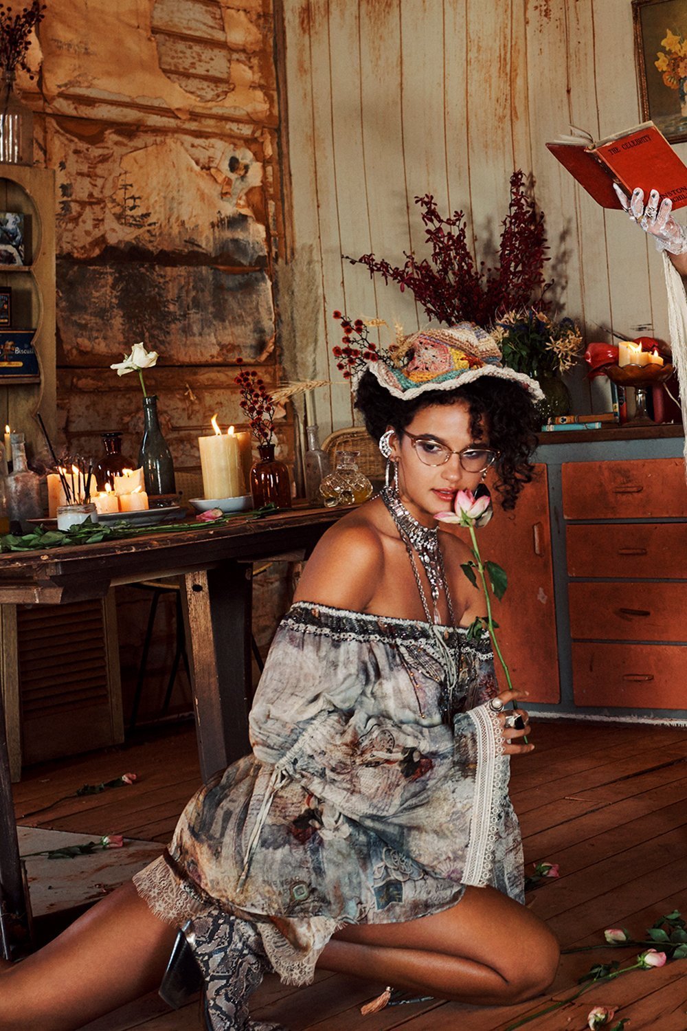 DROP SHOULDER BELL SLEEVE TOP LETTERS FROM HILDA