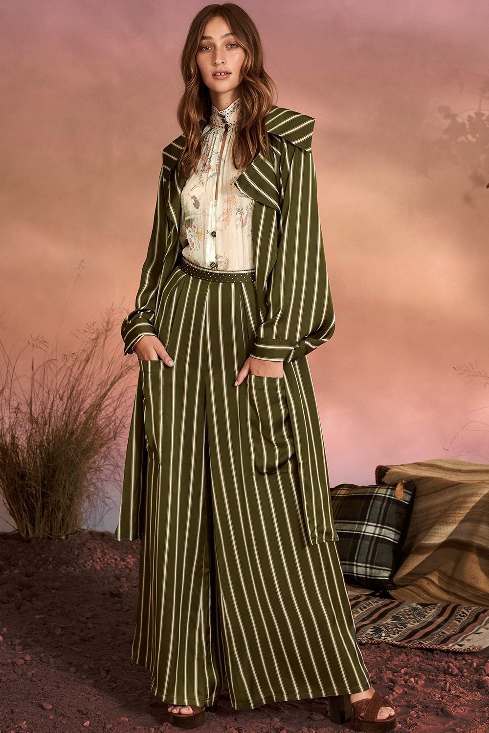 LOOSE LONGLINE TRENCH AMONG THE GUMTREES