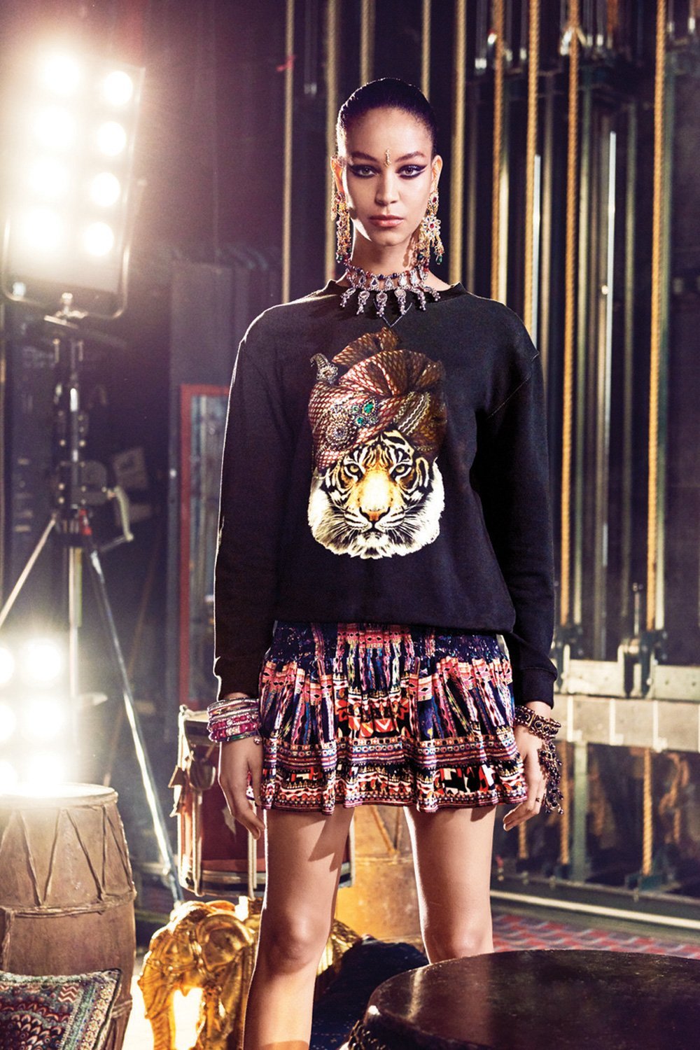 TURBAN TIGER ROUND NECK SWEATER