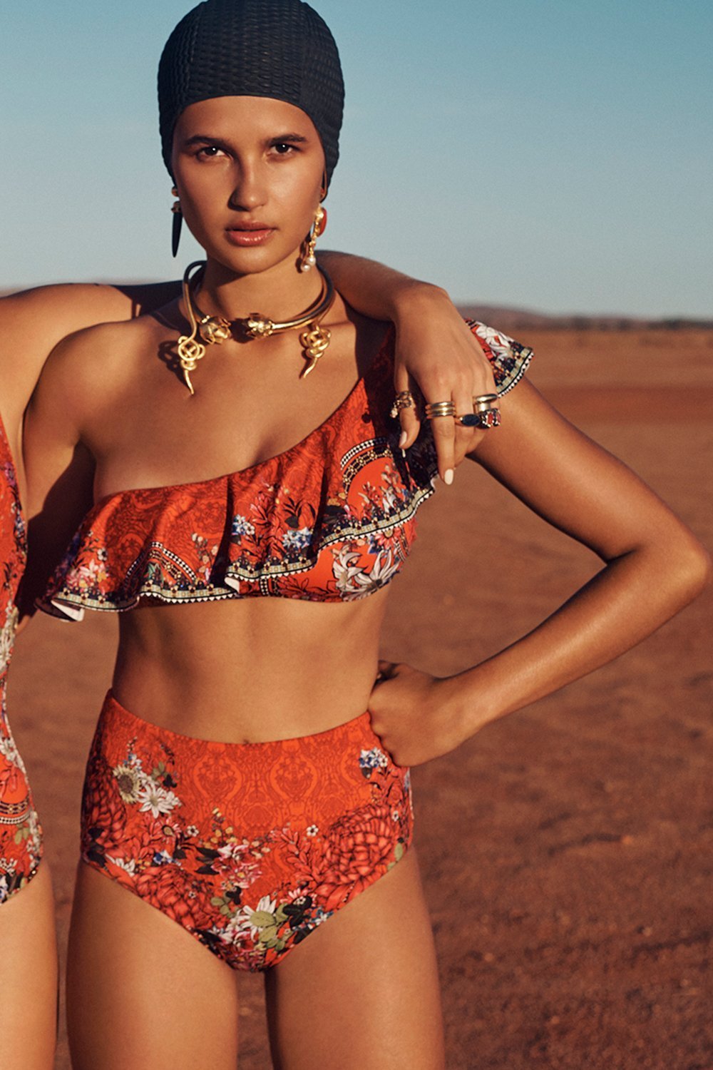 ONE SHOULDER FRILL BRA WONDERING WARATAH