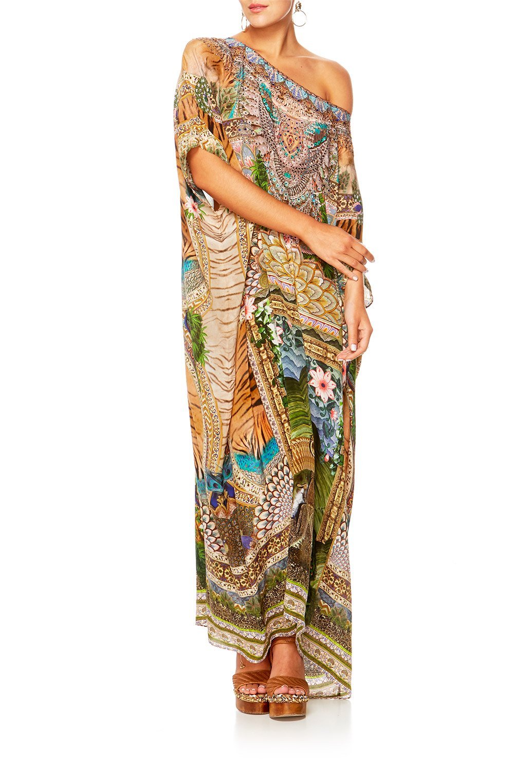 A WOMANS WISDOM ROUND NECK KAFTAN