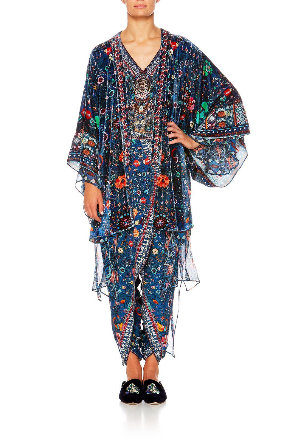 KINDNESS KALEIDOSCOPE KIMONO W LONG UNDERLAY