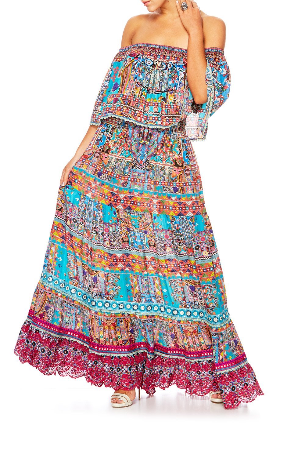 FAMILY GATHERING LONG ROBE W TIE