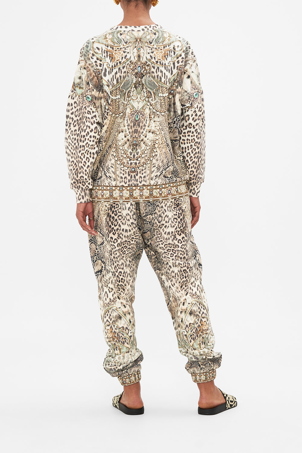 CAMILLA sweat shirt in Looking Glass Houses print