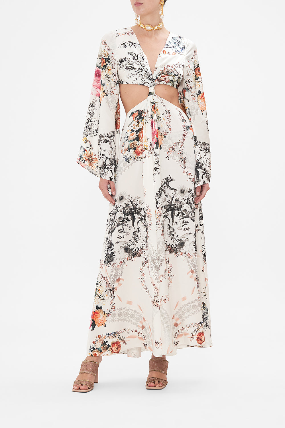The CAMILLA SHIRT TUNIC WITH POCKETS NOUVEAU NOIR in our  print.