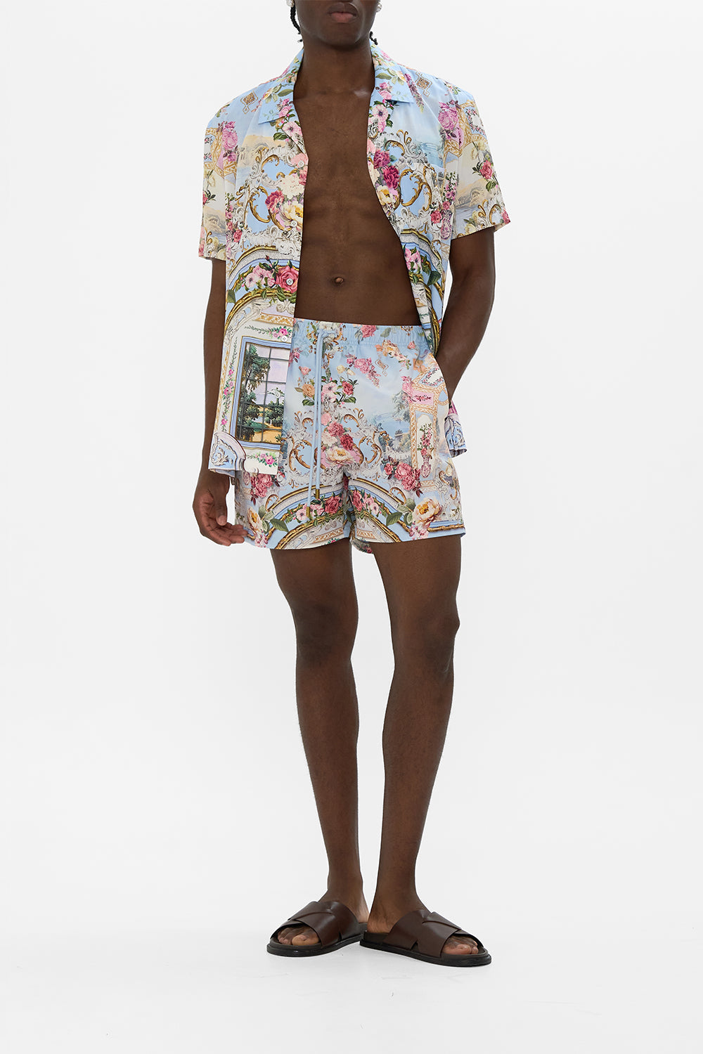 MID LENGTH BOARDSHORT WITH ELASTIC WAIST TILED IN TIME