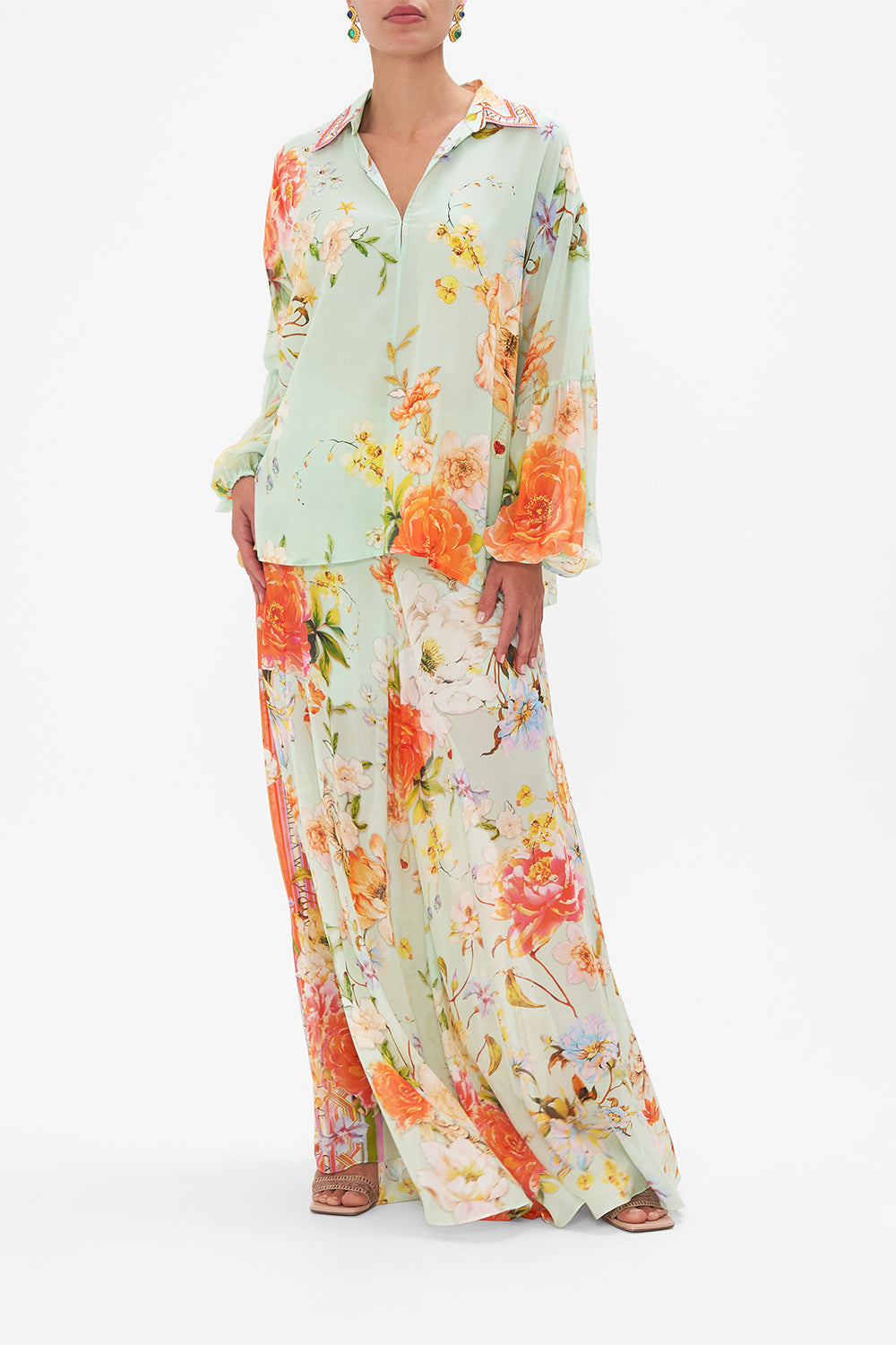 VINTAGE COLLAR BLOUSE TALK THE WALK