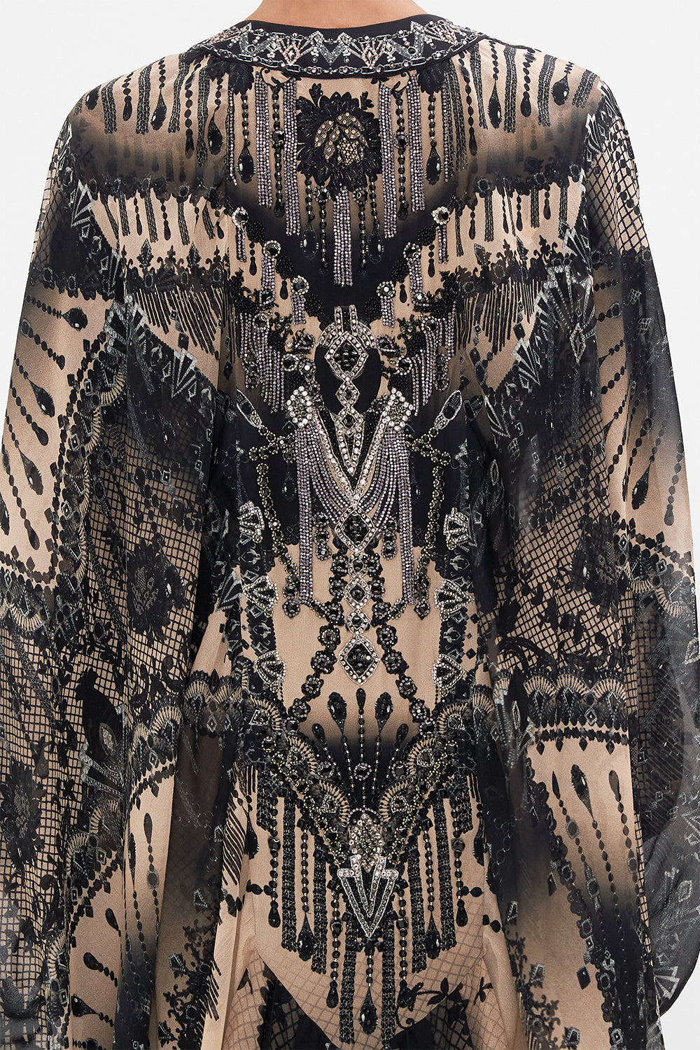 LAYER WITH CB PANEL CURTAIN CALL CHAOS