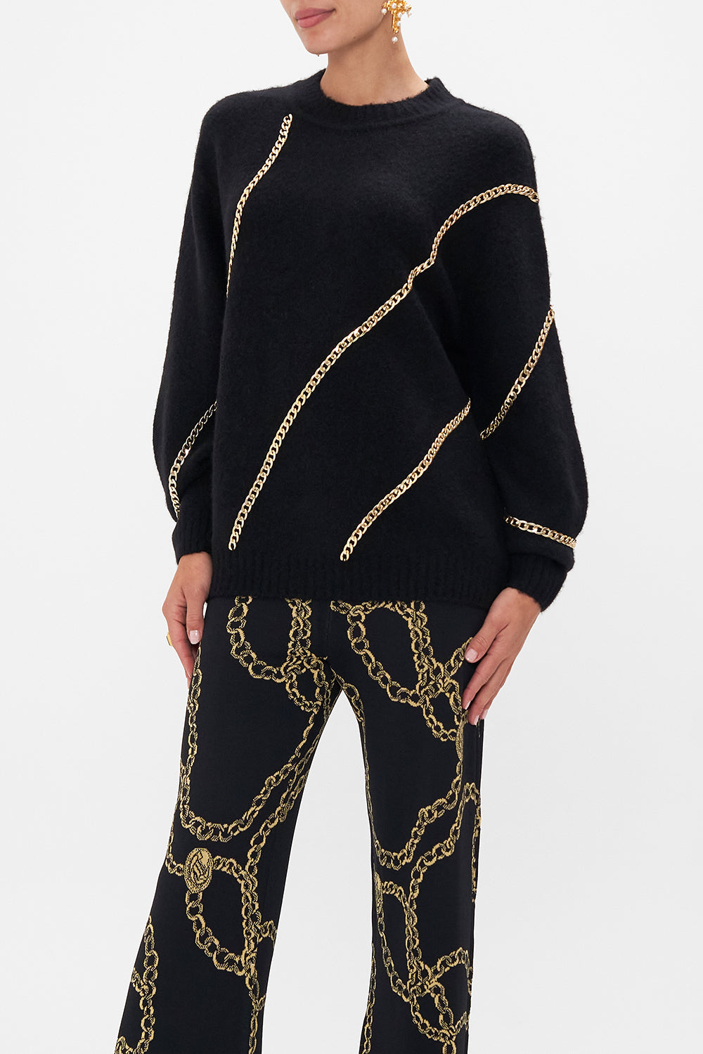 CREW NECK FULL SLEEVE JUMPER WITH CHAINS TETHER ME NOT