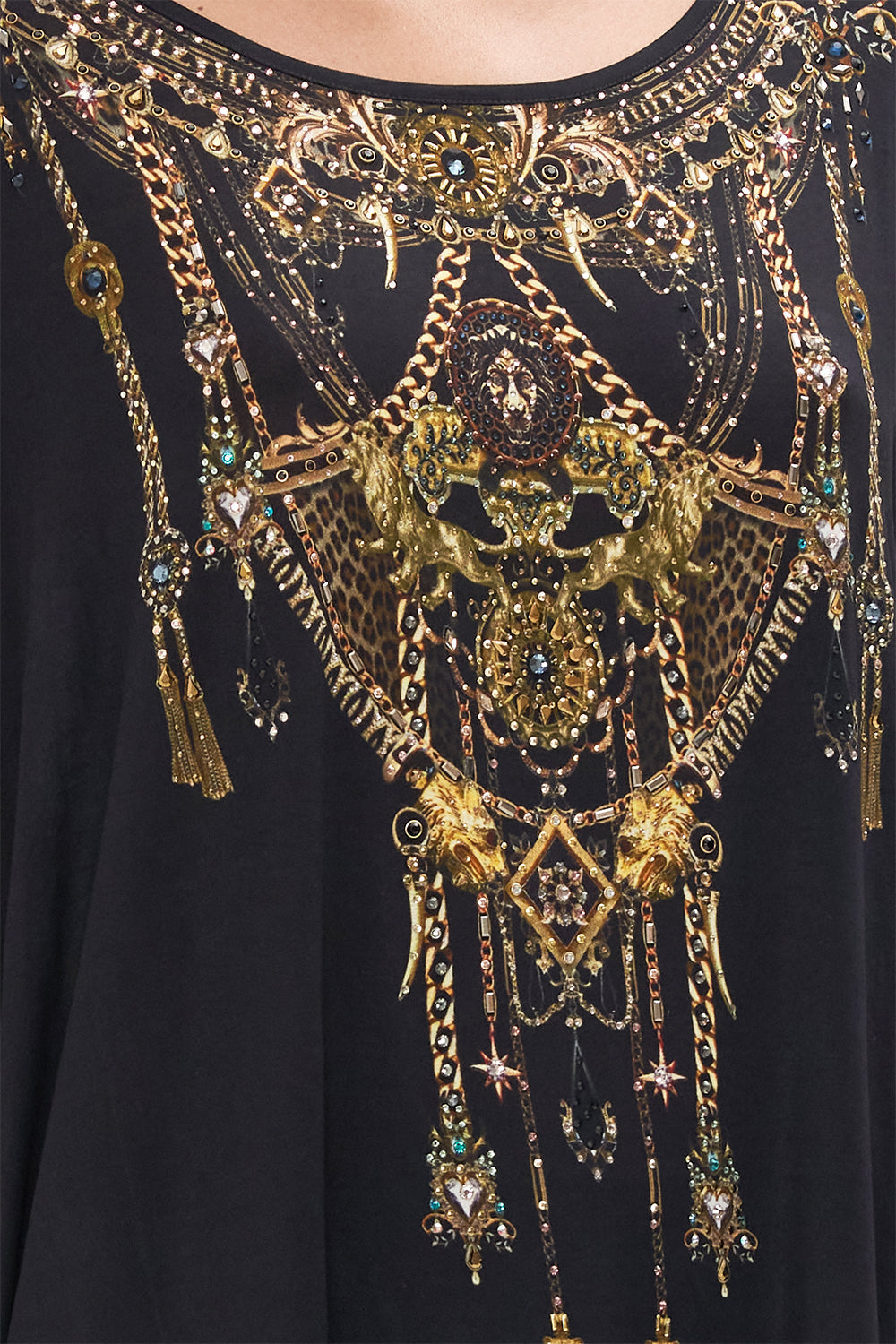 LOOSE FIT TEE - BLACK UNTAMED ROYALTY